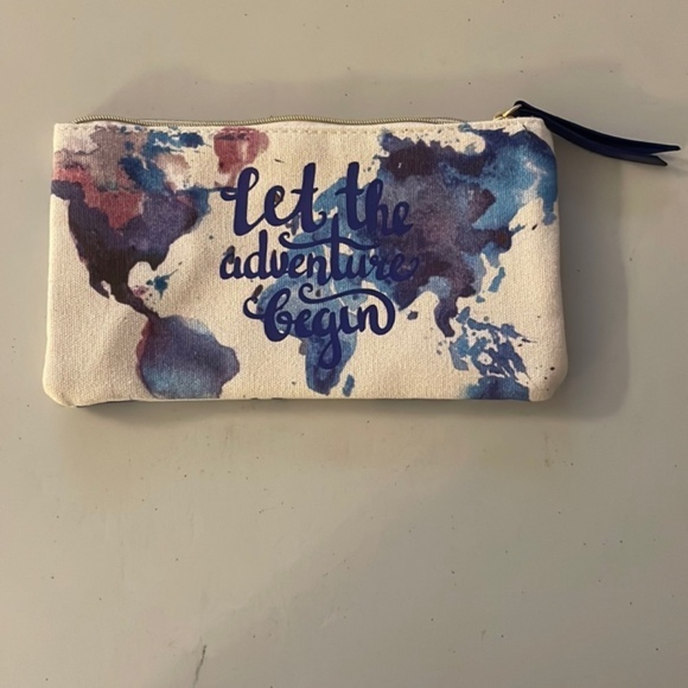 Adventure pencil bag